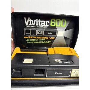 Vintage Vivitar‎ 600 Point and Shoot Camera UNTESTED